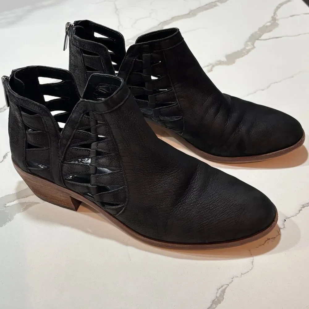 Vince Camuto | Women’s Prestetta Black Leather Ankle Boots Booties Cutout Size 8